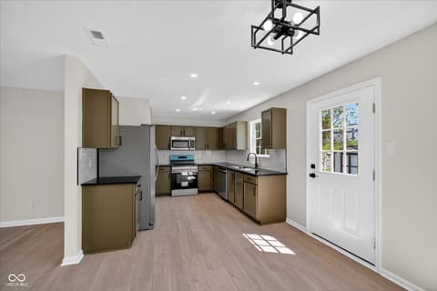 Photo of 2145 Shadowbrook Drive, Plainfield, IN
