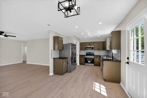 Photo of 2145 Shadowbrook Drive, Plainfield, IN