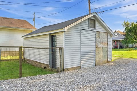 Photo of 132 S Ross Street, Columbus, IN