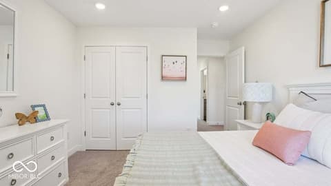 Photo of 800 Pearl Street, Whiteland, IN