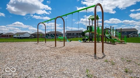 Photo of 800 Pearl Street, Whiteland, IN
