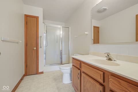 Photo of 7947 Bentley Commons Drive, Indianapolis, IN