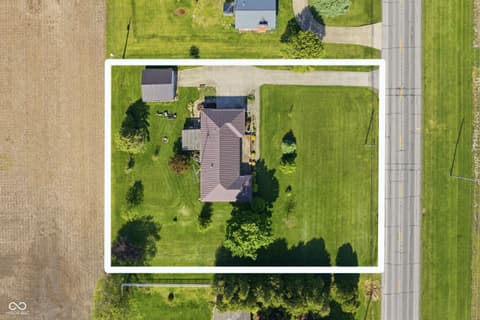 Aerial view at 1761 W State Road 32 Highway, Winchester, IN