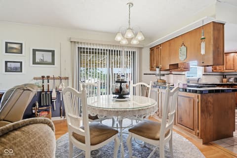 Dining room at 1761 W State Road 32 Highway, Winchester, IN