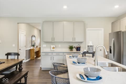 Photo of 810 Pearl Street, Whiteland, IN