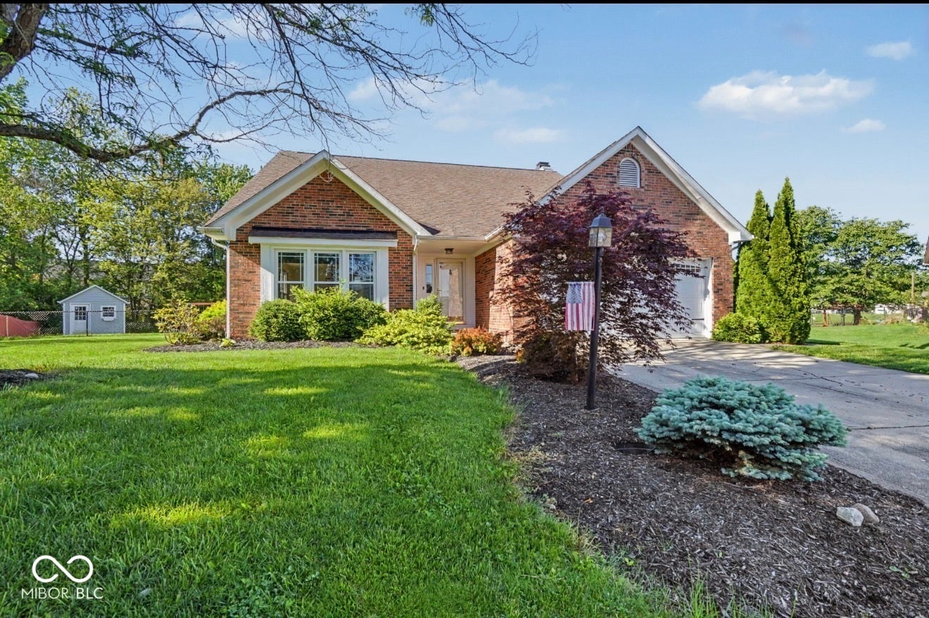 Photo of 516 Palmyra Drive, Indianapolis, IN