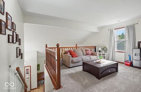 Photo of 516 Palmyra Drive, Indianapolis, IN