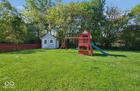 Photo of 516 Palmyra Drive, Indianapolis, IN