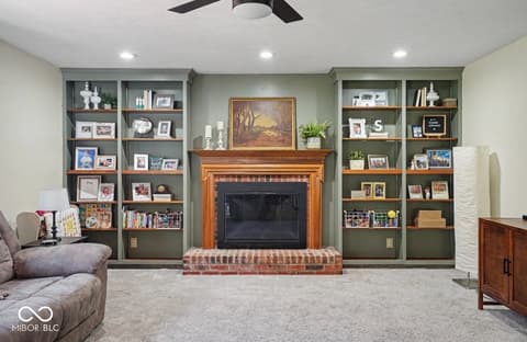 Photo of 516 Palmyra Drive, Indianapolis, IN