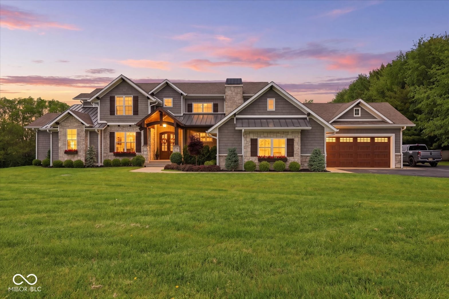 Front exterior at 4097 N 200 E, Shelbyville, IN