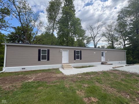 40 Lazy River Road, Cloverdale, IN 46120