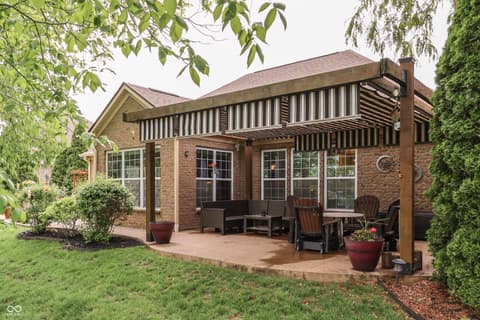Photo of 6166 Royal Alley Place, Indianapolis, IN