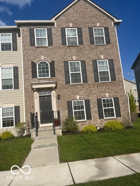 17260 Henslow Drive, Westfield, IN 46074