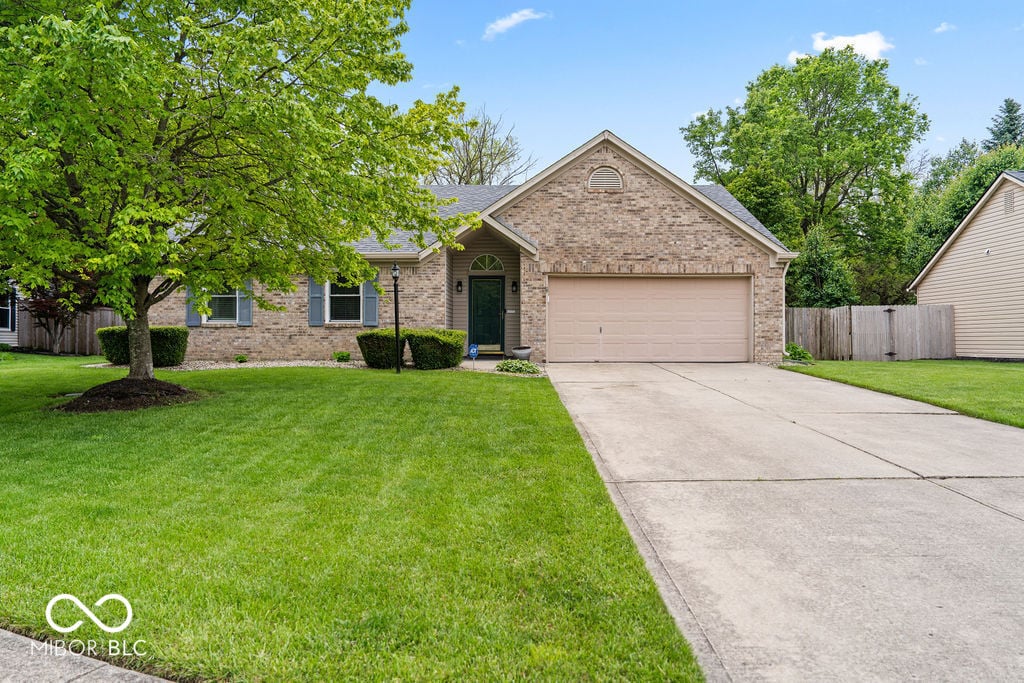 Photo of 12645 Pine Grove Court, Indianapolis, IN