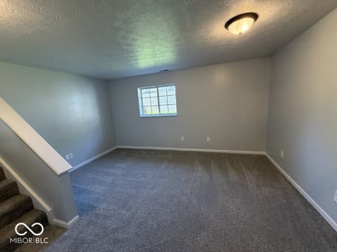 Photo of 1006 E Walnut Street, Frankton, IN