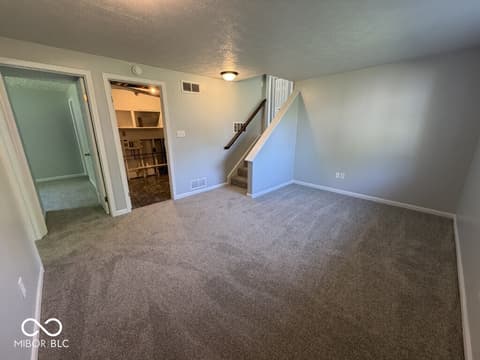 Photo of 1006 E Walnut Street, Frankton, IN