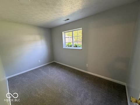 Photo of 1006 E Walnut Street, Frankton, IN