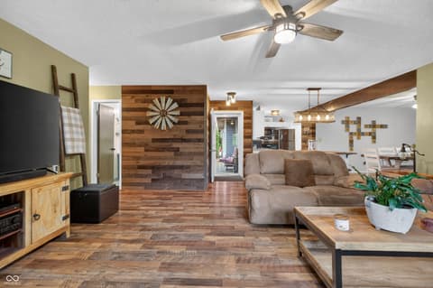 Photo of 8552 E Windy Acres Lane, Mooresville, IN