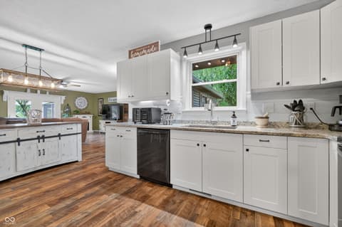 Photo of 8552 E Windy Acres Lane, Mooresville, IN