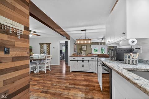 Photo of 8552 E Windy Acres Lane, Mooresville, IN