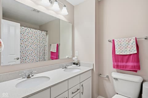 Photo of 10769 Glenwyck Place, Noblesville, IN