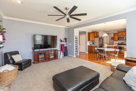 Living room at 1974 Midnight Pass, Brownsburg, IN
