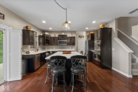 Photo of 1233 Old Vines Trail, Greenwood, IN