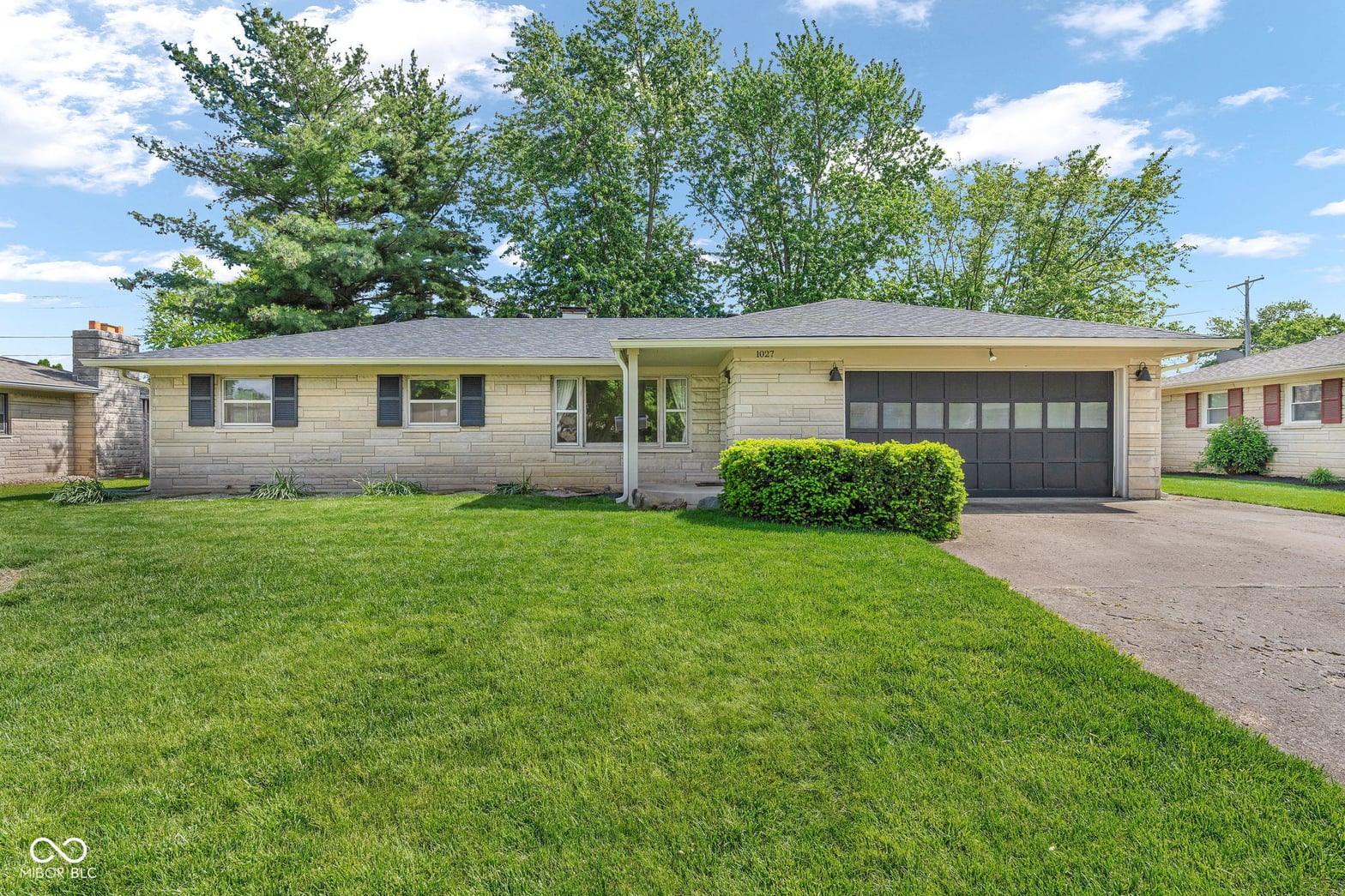 Photo of 1027 E Logan Street, Brownsburg, IN