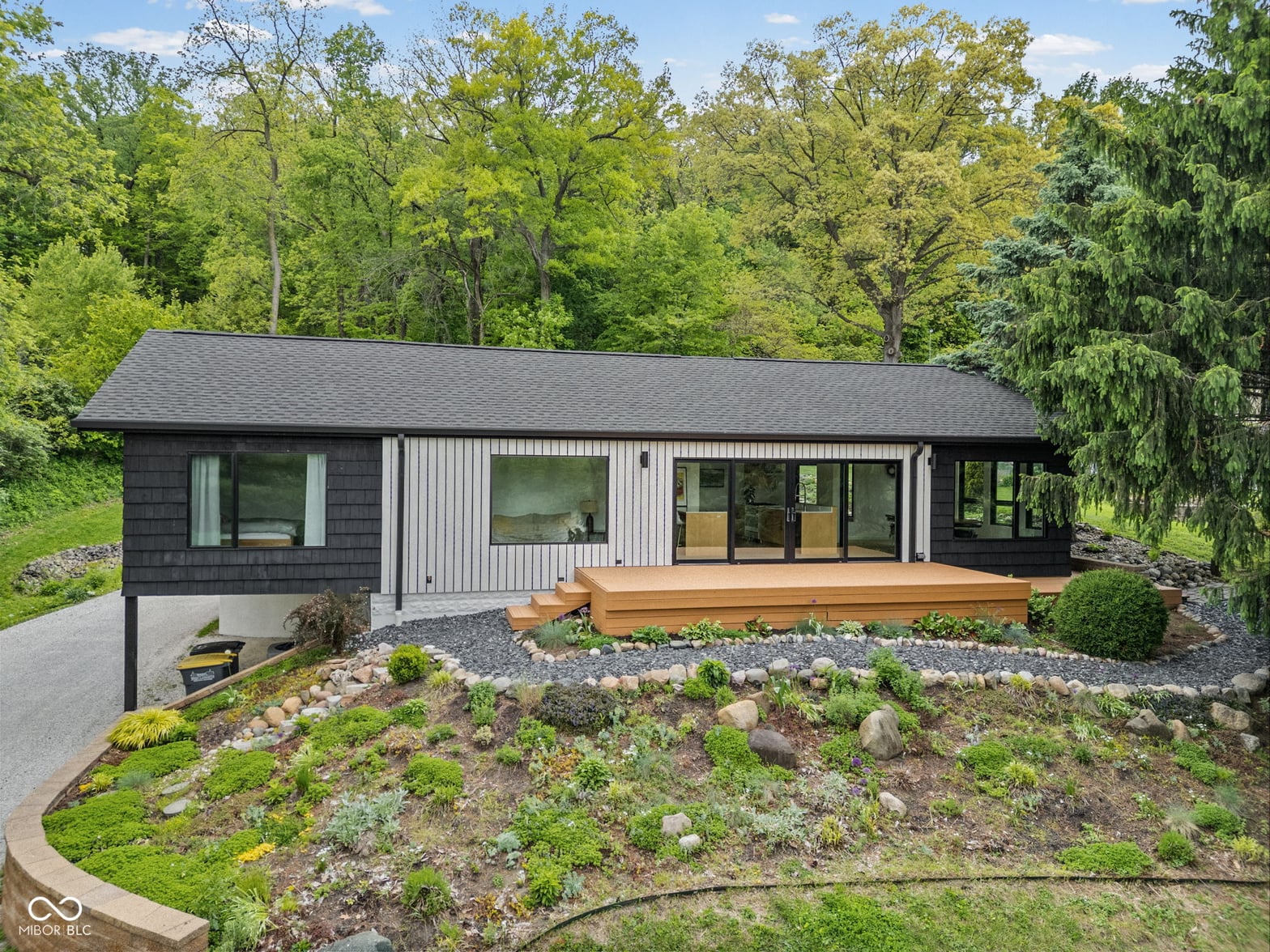 Photo of 1940 N River Road, West Lafayette, IN