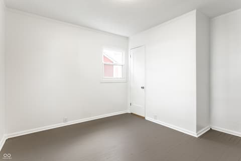Photo of 310 W Ash Street, Zionsville, IN