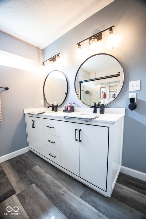 Primary bathroom at 6735 W Odessa Way, McCordsville, IN