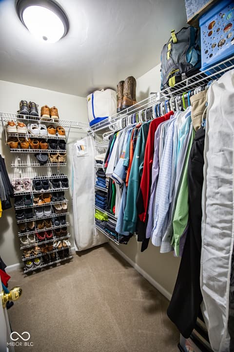 Walk In Closets — 6735 W Odessa Way, McCordsville, IN