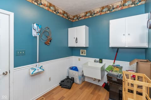 Laundry room at 5600 N Red Oak Drive, Greenfield, IN