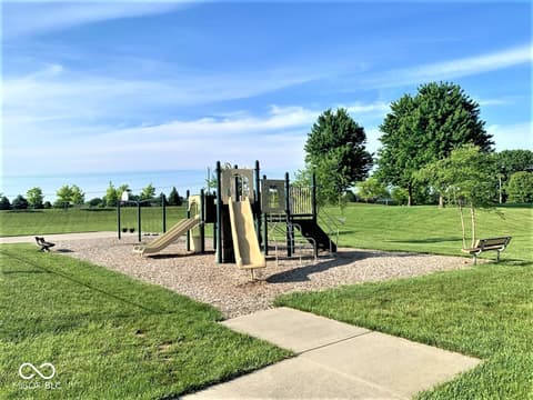 Photo of 9875 N Port Drive, McCordsville, IN