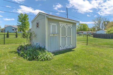 Photo of 4103 Sungate Court, Indianapolis, IN