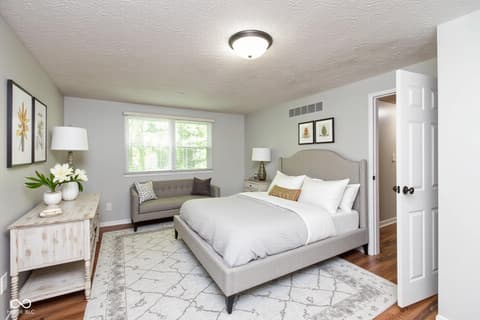Photo of 6133 Drawbridge Lane, Indianapolis, IN
