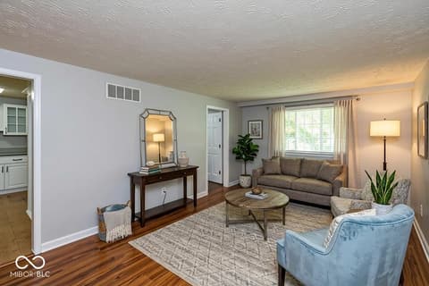 Photo of 6133 Drawbridge Lane, Indianapolis, IN