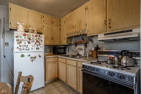 Photo of 1616 Englewood Drive, Indianapolis, IN