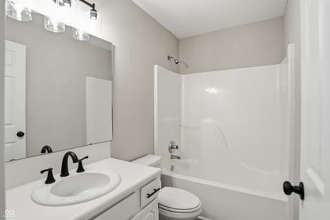 Photo of 7160 Koldyke Drive, Fishers, IN