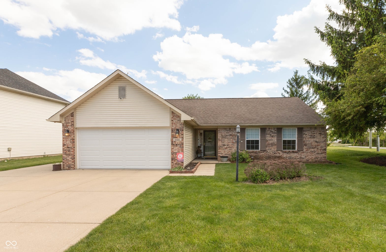 Photo of 11011 Oakspring Drive, Indianapolis, IN