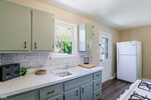 Photo of 310 S Webster Avenue, Indianapolis, IN
