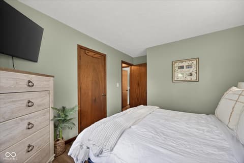 Photo of 982 E Coonpath Road, Spencer, IN