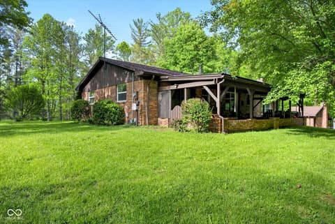 Photo of 982 E Coonpath Road, Spencer, IN