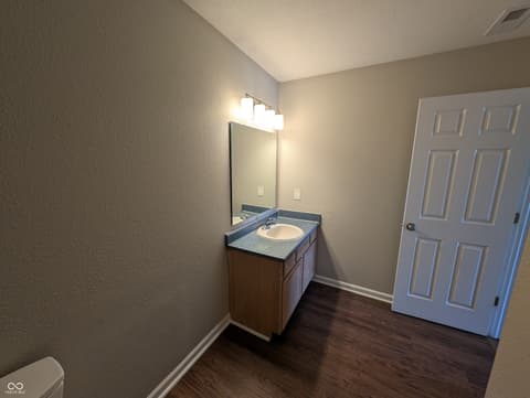 Photo of 1066 Quarterhorse Run, Bargersville, IN