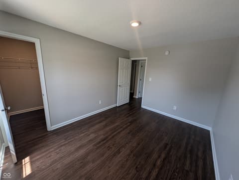 Photo of 1066 Quarterhorse Run, Bargersville, IN