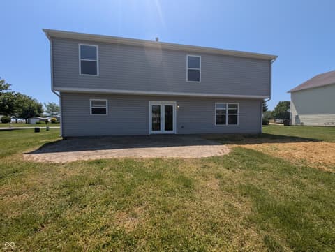 Photo of 1066 Quarterhorse Run, Bargersville, IN