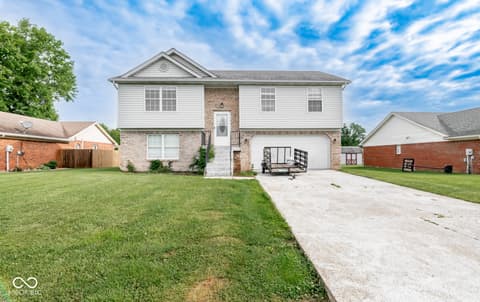 1365 Kristina Court, Scottsburg, IN 47170