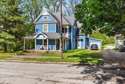100 S Indiana Street, Roachdale, IN 46172