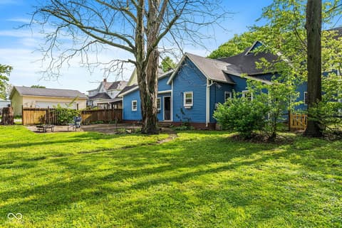 Photo of 100 S Indiana Street, Roachdale, IN