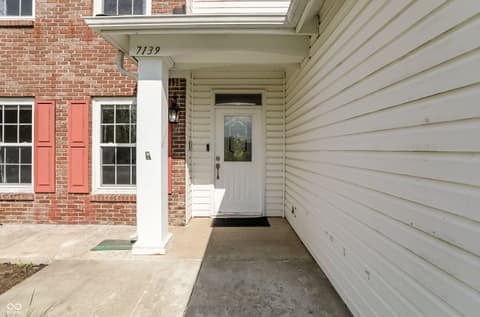 Foyer at 7139 Bobcat Trail Drive, Indianapolis, IN